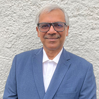 Dr Rajiv Bahl