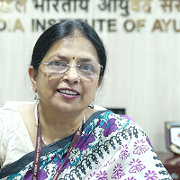 Dr Tanuja Nesari